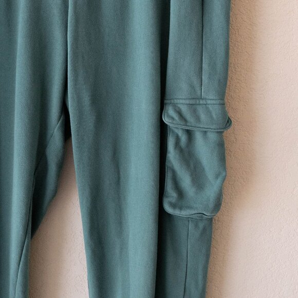 Hanes Luxe Collection Green Cargo Joggers | Size Large | Lounge Sweatpants - Picture 4 of 7